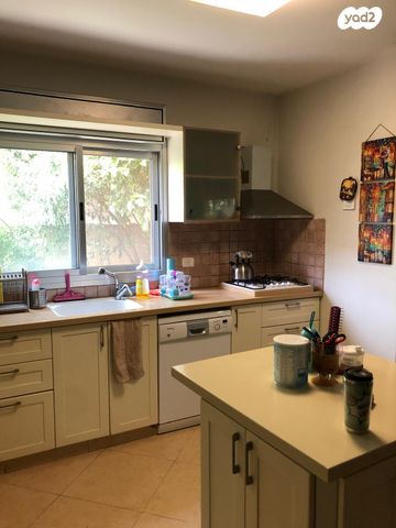 בית פרטי/ קוטג', לכיש 1, שכונה 4, תל מונד