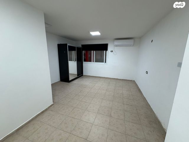 דירה, יואב דעי 4, גני אביב, לוד