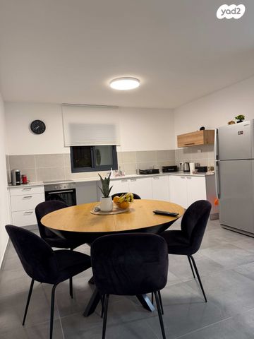 דירה, שדרות עמק יזרעאל 90, שקמים ואגמים, אשקלון