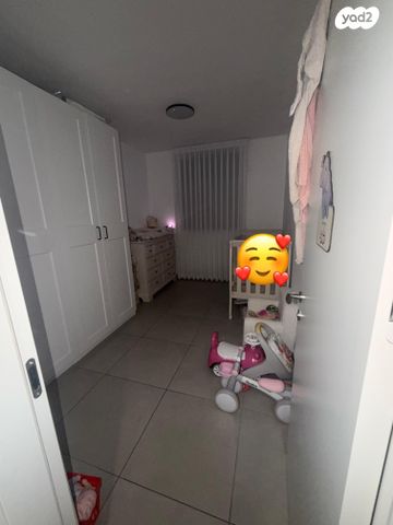 דירה, אנילביץ' 11, לב העיר, בת ים