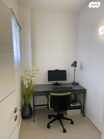 דירה, נתן יונתן 18, עיר ימים, נתניה