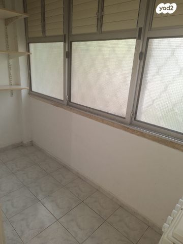 דירה, המעפיל 16, שכונת גפן, רמת גן