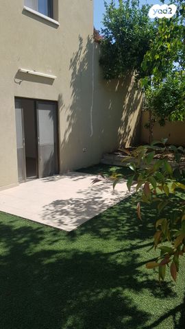 בית פרטי/ קוטג', כ"ט בנובמבר 42, בית אליעזר, חדרה