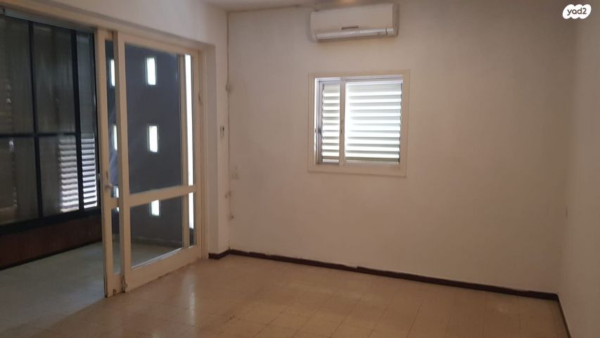 דירה, ז'בוטינסקי 136, הצפון החדש - כיכר המדינה, תל אביב יפו