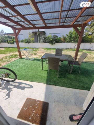 בית פרטי/ קוטג', נתיב העשרה 1, נתיב העשרה, נתיב העשרה