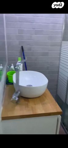 דירה, יצחק בן צבי 5, משכנות, רמלה