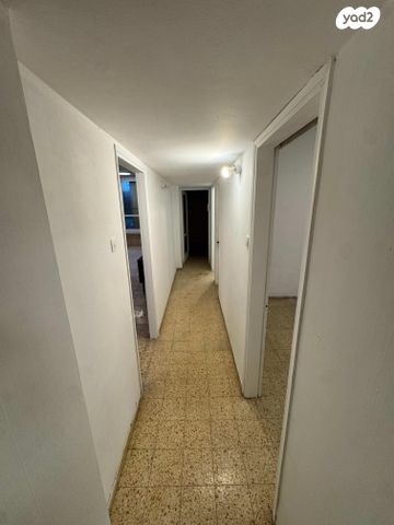 דירה, עמק ברכה 30, נחלת יצחק, תל אביב יפו