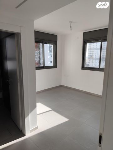 דירה, דרך ארץ 9, עיר היין, אשקלון