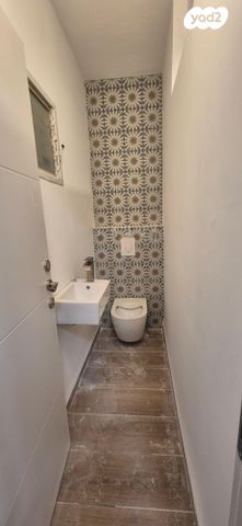 דירה, אלברט שווייצר 37, רמת אשכול, חיפה