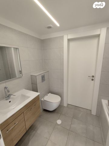 דירה, דרך ארץ 9, עיר היין, אשקלון