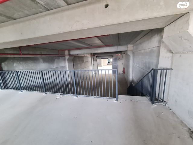 מחסנים, עמל 27, פארקטק פתח תקווה / אזור תעשייה קרית אריה, פתח תקווה