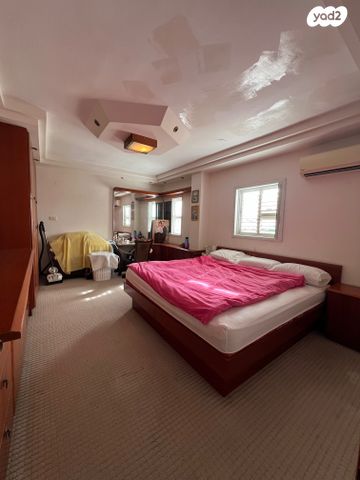 דירה, שדרות העצמאות 77, הגבול רוטשילד, בת ים