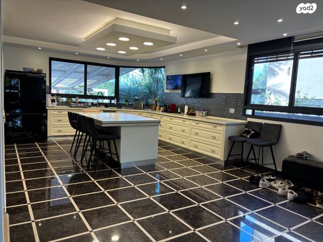 בית פרטי/ קוטג', בית דגן, בית דגן