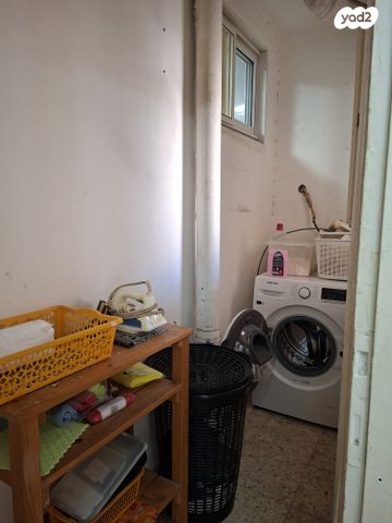 דירה, ארמון הנציב, תלפיות מזרח, ירושלים