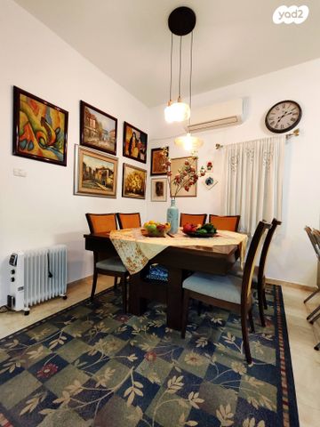 בית פרטי/ קוטג', יצחק ולבר 55, נאות לון, באר שבע