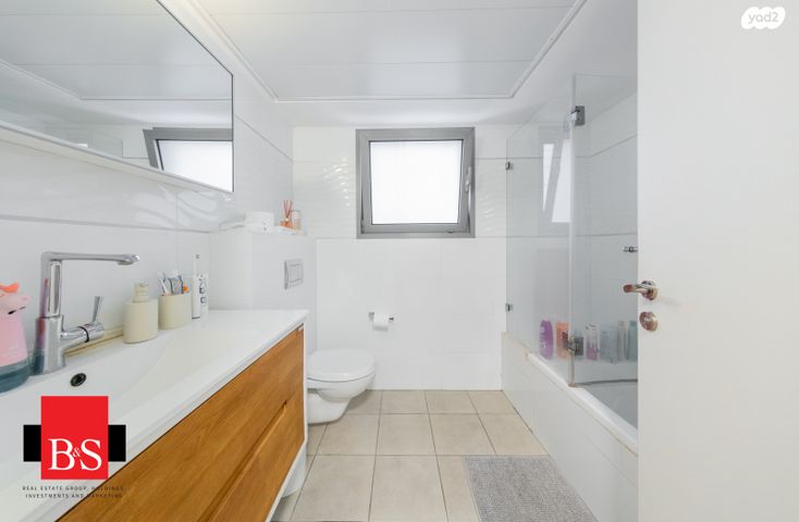 דירה, הרב שלמה מכלוף אורגד, כוכב הצפון, נתניה