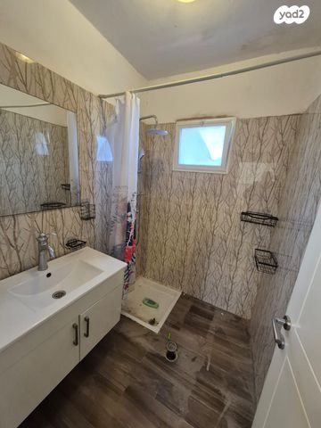 בית פרטי/ קוטג', חגי