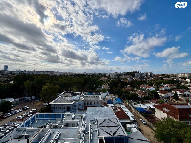 דופלקס, וייצמן 131, רעננה