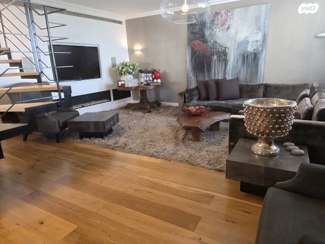 גג/ פנטהאוז, העמל, הדר, רמת השרון