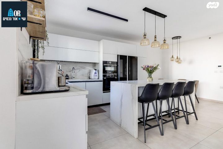 דירה, יעקב דורי, נאות שמיר, רמלה