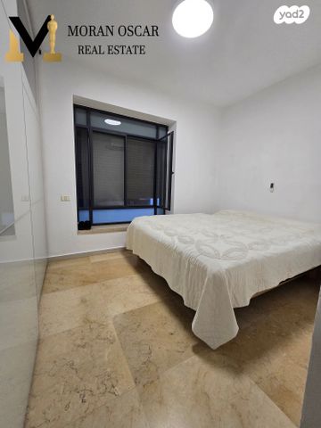 דירת גן, שרה אהרונסון 5, אזור הבילויים, רמת גן