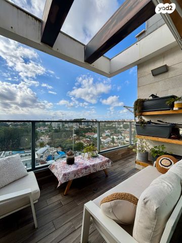 דופלקס, וייצמן 131, רעננה