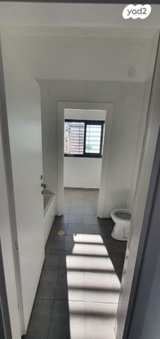 דירת גן, עיר היין, אשקלון