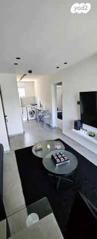 דירה, החלוץ, טרומפלדור, נהריה