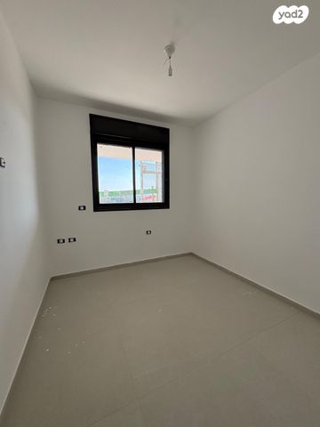 דירה, דרך משה דיין 28, יהוד מונוסון