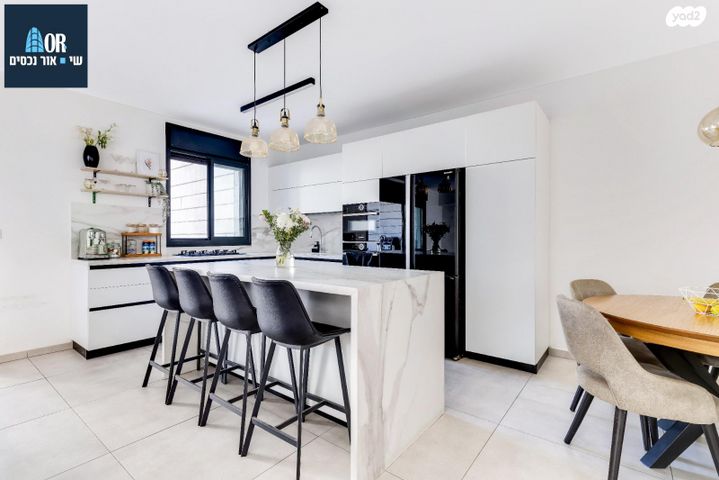 דירה, יעקב דורי, נאות שמיר, רמלה