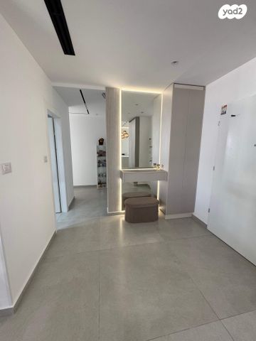 גג/ פנטהאוז, שאנין, עיר היין, אשקלון