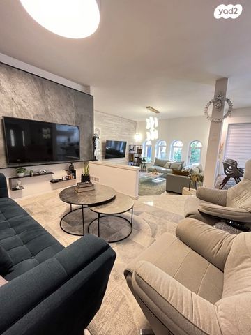 בית פרטי/ קוטג', שאר העיר, עומר