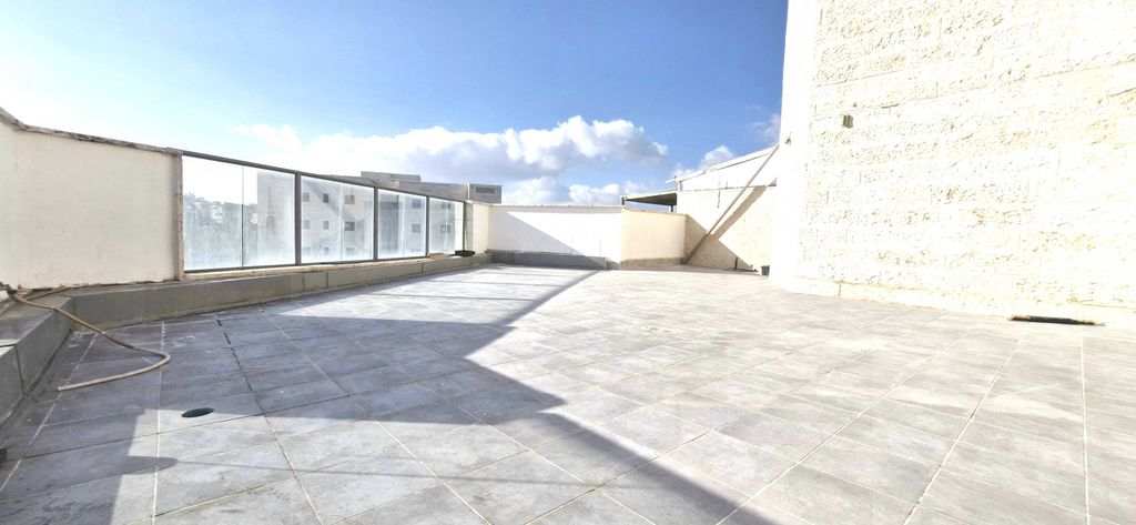 פרופ' יום טוב עסיס 3