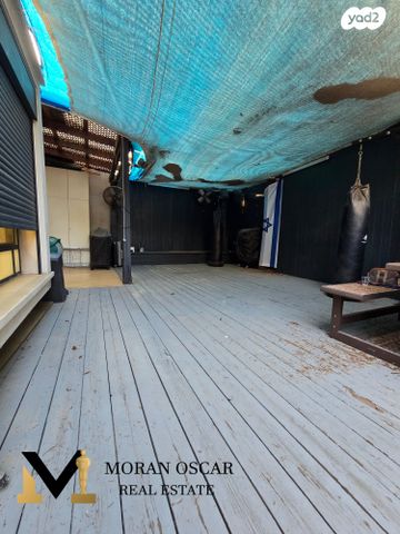 דירת גן, שרה אהרונסון 5, אזור הבילויים, רמת גן