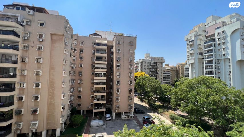 יהושע רבינוביץ 50