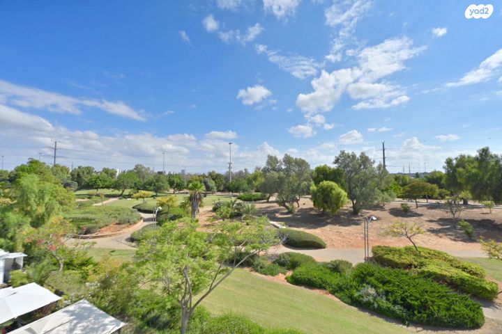 גג/ פנטהאוז, קרית גנים, ראשון לציון