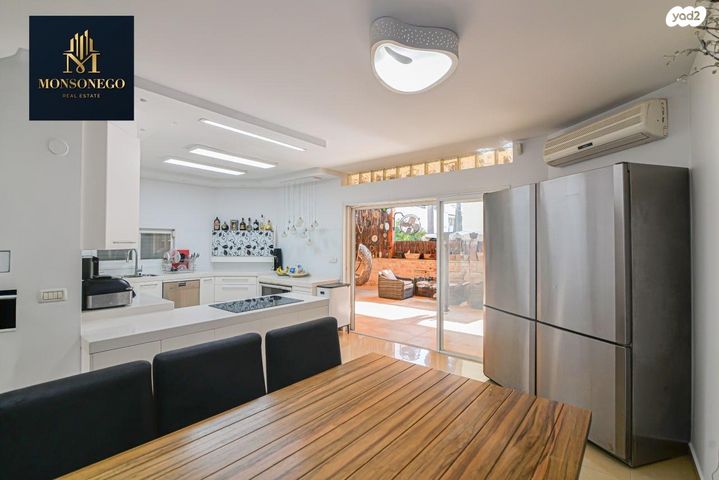 בית פרטי/ קוטג', סעדיה גאון, מגדל המים, קרית אונו