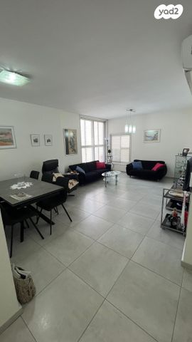 דירה, יהושע רבינוביץ 50, בן גוריון, חולון