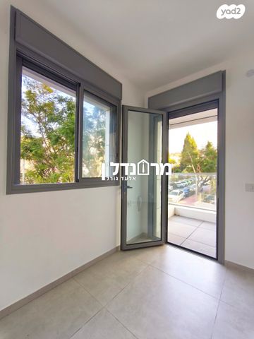 דירה, אבן שפרוט, הרצליה