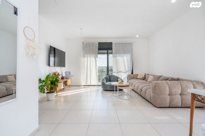 דירה, לבונה, אור ים, אור עקיבא