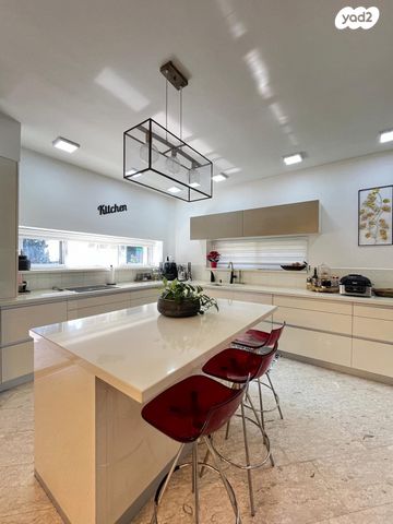 בית פרטי/ קוטג', שאר העיר, עומר