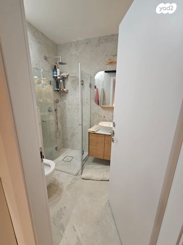 דירה, קרית ים