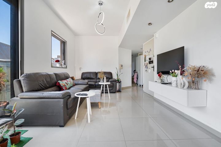 דירה, יד לבנים, רמת גן