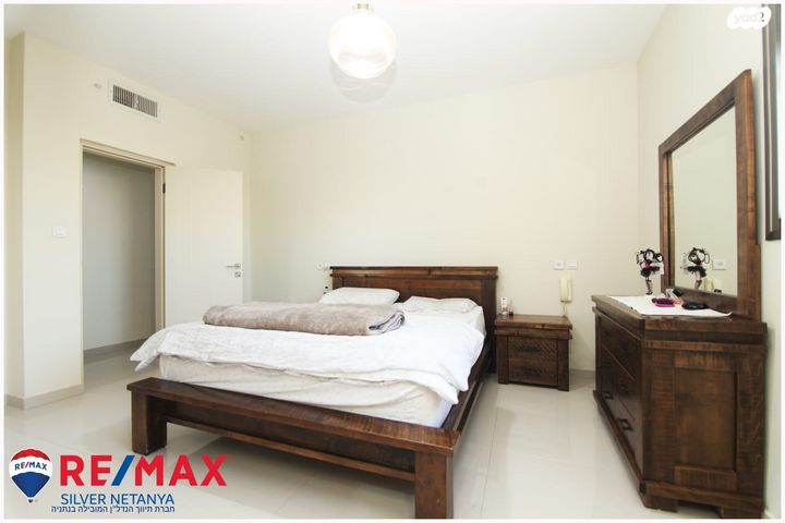 גג/ פנטהאוז, עין גדי 6, עין הים, חדרה