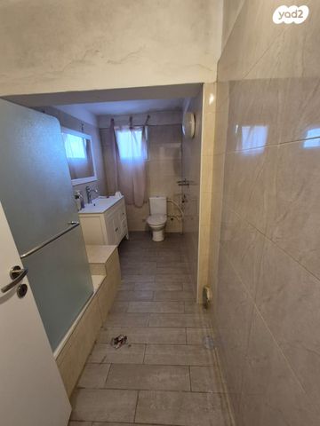 בית פרטי/ קוטג', חגי