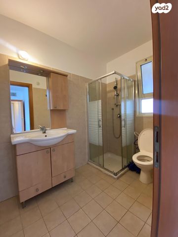 דירה, ליבר זאב, קרית השרון, נתניה