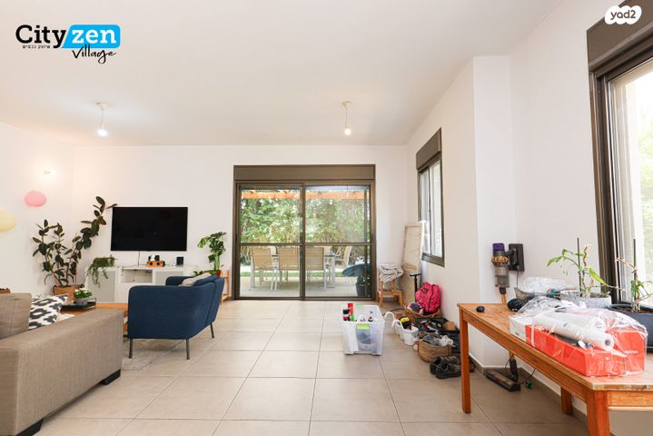 דו משפחתי, המושבה הירוקה, אבן יהודה