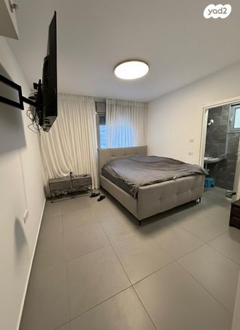 דירה, משה לוי 5, נאות שמיר, רמלה