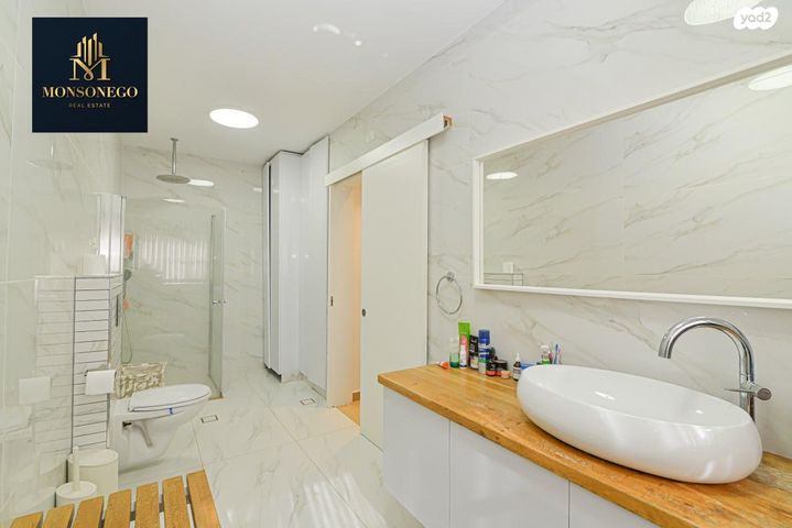 בית פרטי/ קוטג', סעדיה גאון, מגדל המים, קרית אונו