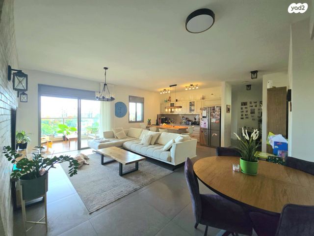 דירה, ההגנה, קרית ויצמן, רעננה